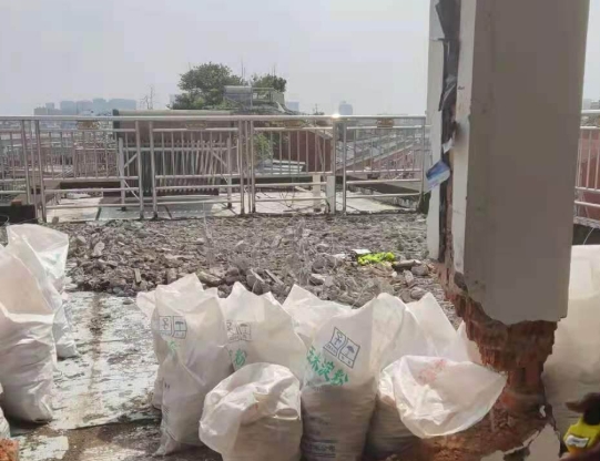 敲墙拆除